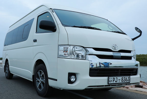 Toyota KDH Hiroof